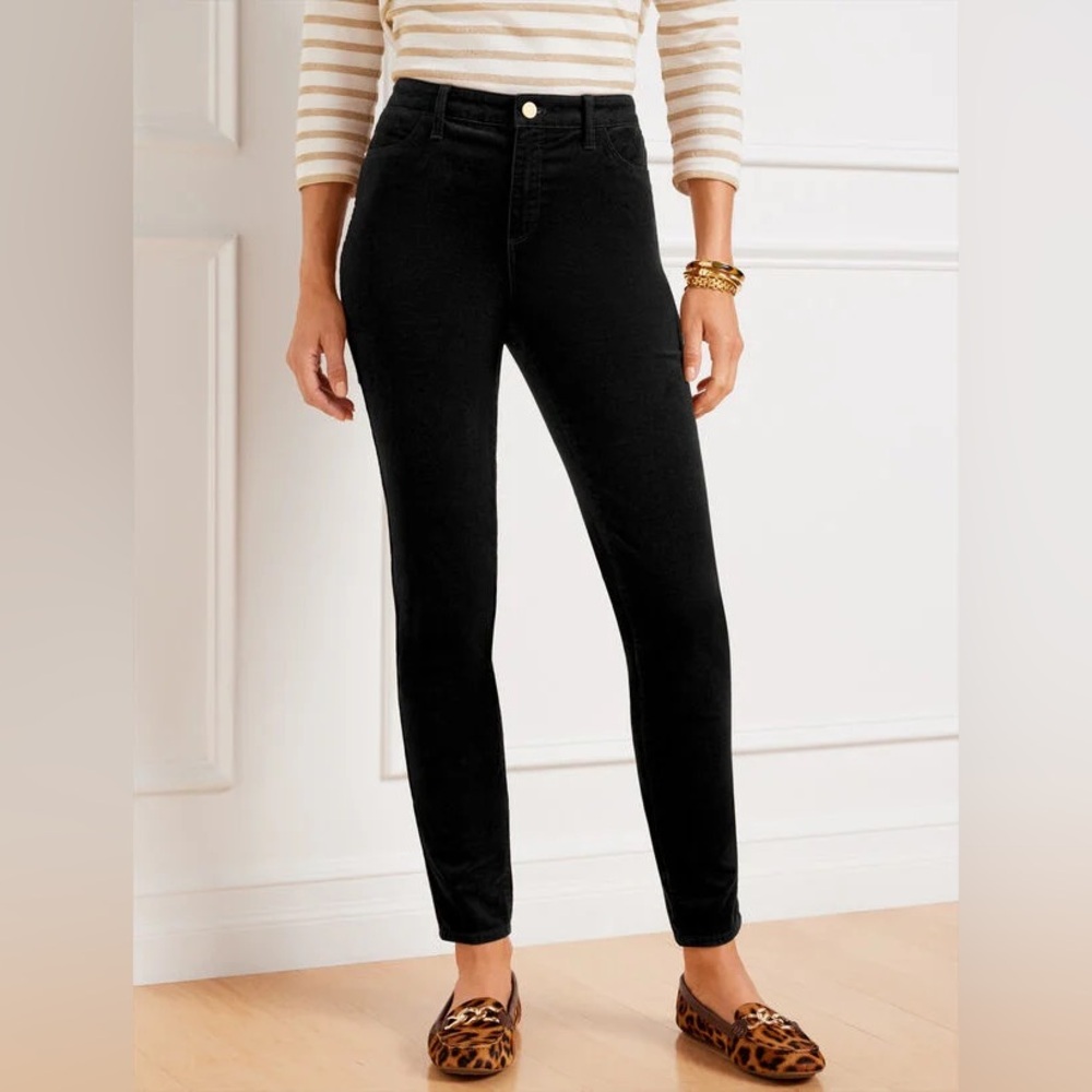 Talbots High Waist Black Corduroy Ankle Jeggings Size 6 Dark Academia Minimalist